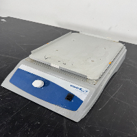 VWR Standard Analog Shaker image 1